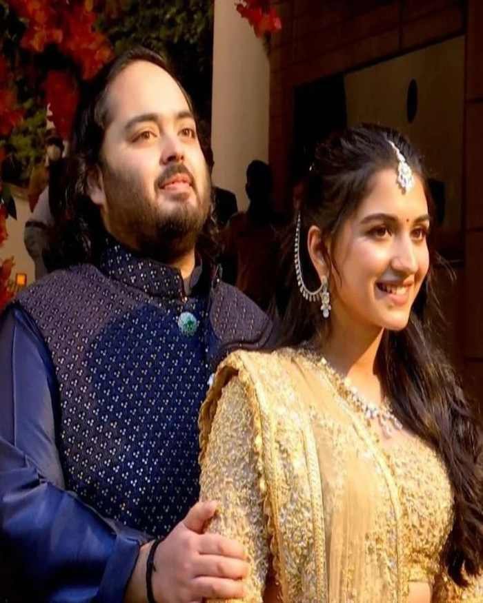 anant ambani engagement_teluguvox 5